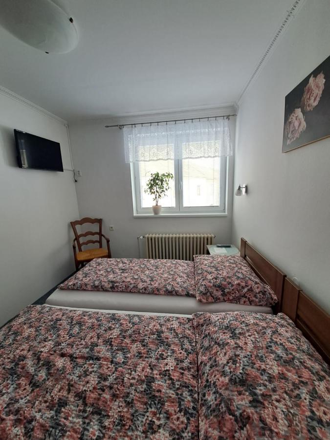 Ferienwohnung Pension Dana Karaskova Kutná Hora Exterior foto