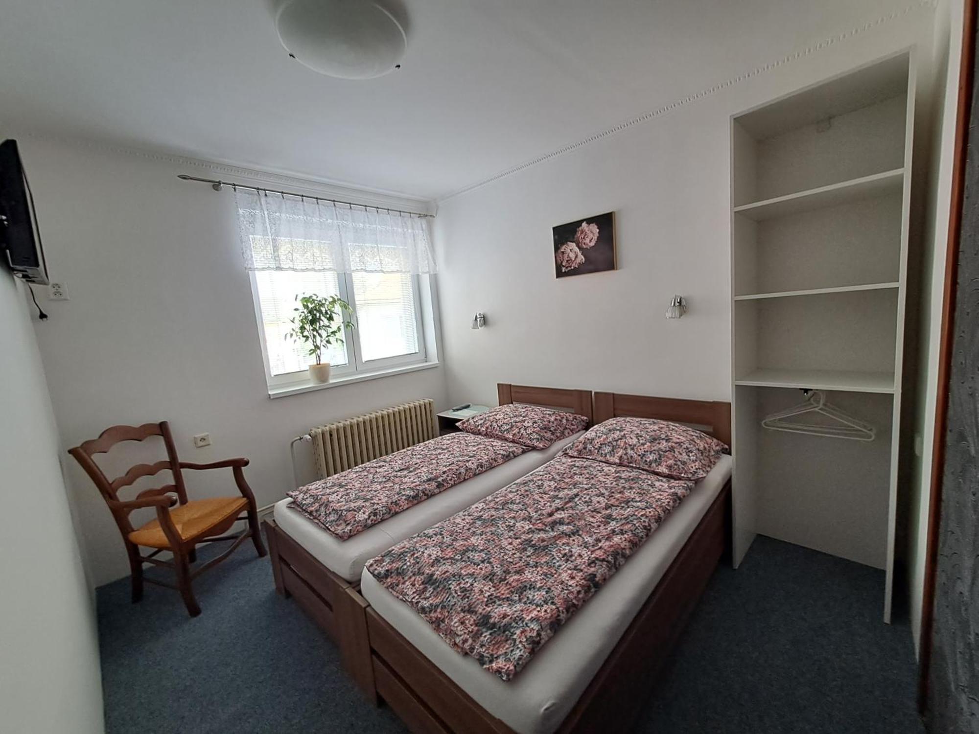 Ferienwohnung Pension Dana Karaskova Kutná Hora Zimmer foto